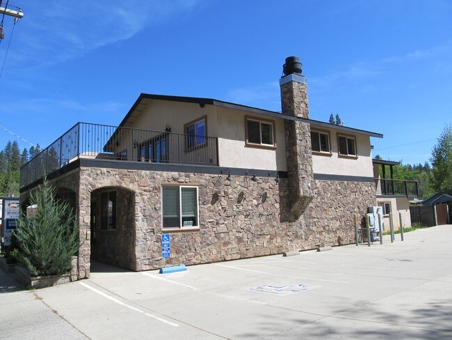 Plus de détails pour 450 Colfax Ave, Grass Valley, CA - Commerce de détail à vendre