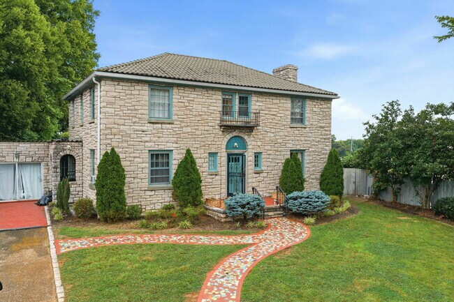 Plus de détails pour 2715 Sullins St, Knoxville, TN - Multi-résidentiel à vendre