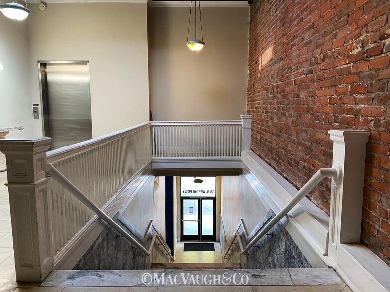 35-45 N Arroyo Pky, Pasadena, CA for lease - Interior Photo - Image 2 of 19