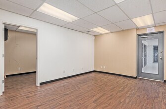 5815 N Black Canyon Hwy, Phoenix, AZ for lease Building Photo- Image 1 of 7