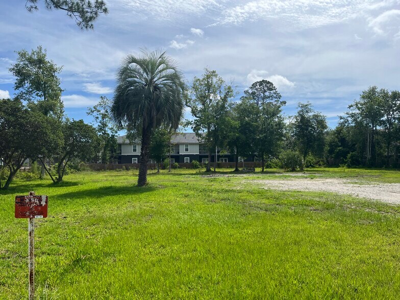 10117 Old St Augustine, Jacksonville, FL à vendre - Photo du bâtiment - Image 1 de 31