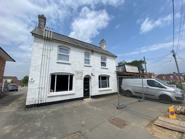 Reading Rd, Reading for lease - Building Photo - Image 2 of 3