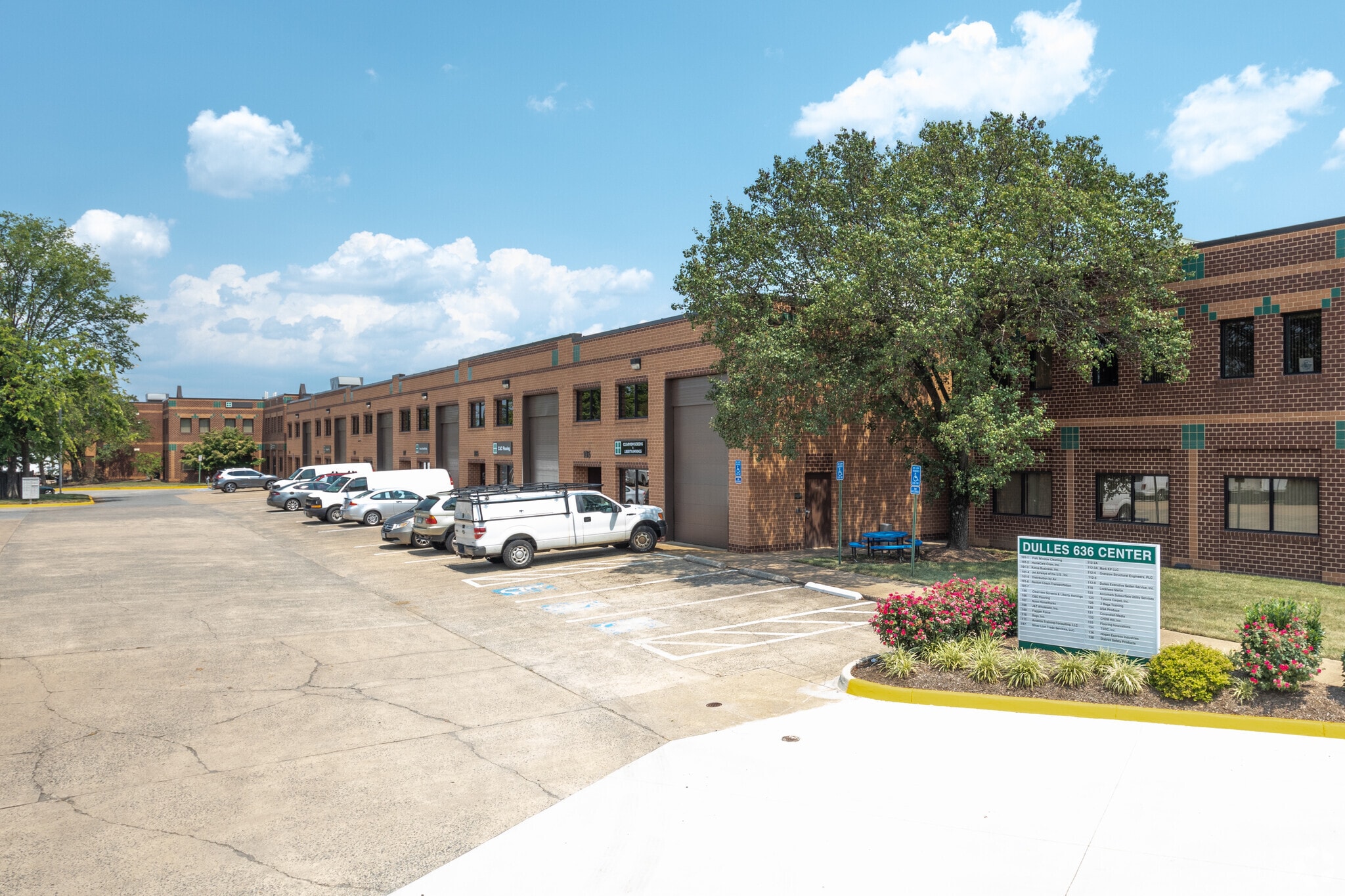 22900 Shaw Rd, Dulles Town Center, VA for lease Building Photo- Image 1 of 11