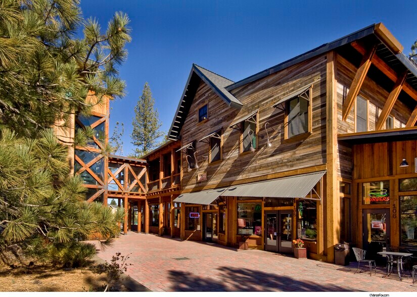 11209 Brockway Rd, Truckee, CA à louer - Photo du bâtiment - Image 2 de 9