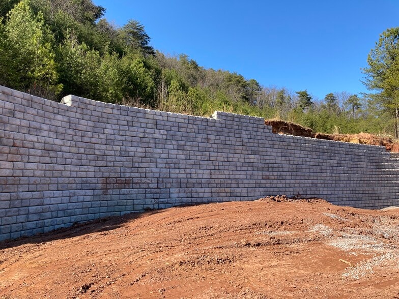 Executive Park Dr, Dalton, GA for sale - Construction Photo - Image 1 of 5
