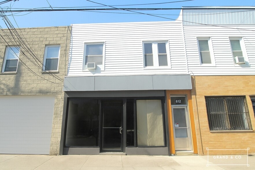612 Woodward Ave, Ridgewood, NY for lease - Building Photo - Image 1 of 5
