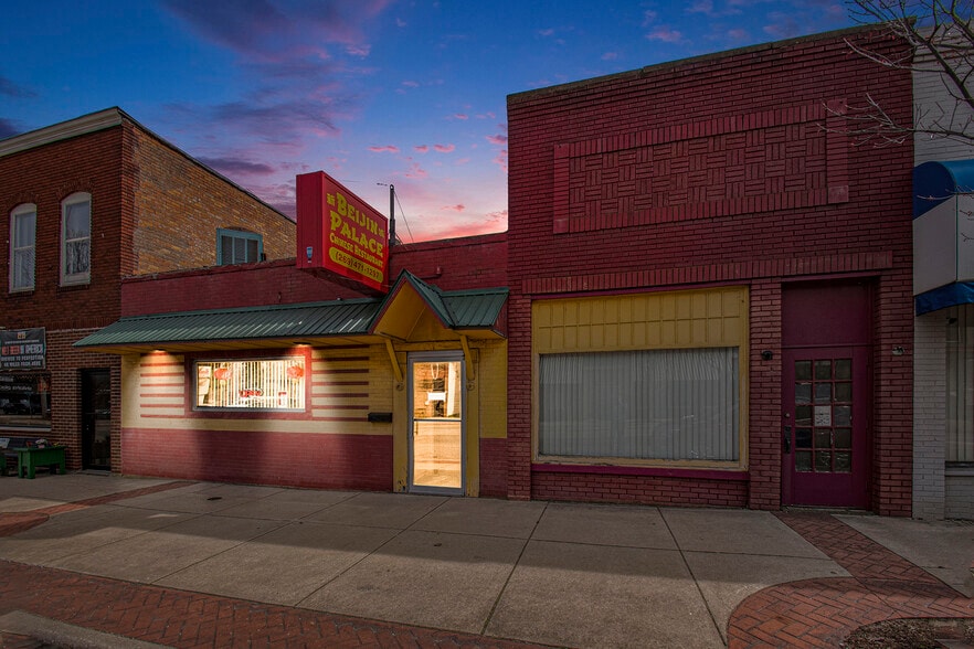 108 E Ferry St, Berrien Springs, MI for sale - Primary Photo - Image 1 of 19