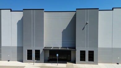 915 Victor Hill Rd, Greer, SC for lease Interior Photo- Image 1 of 3