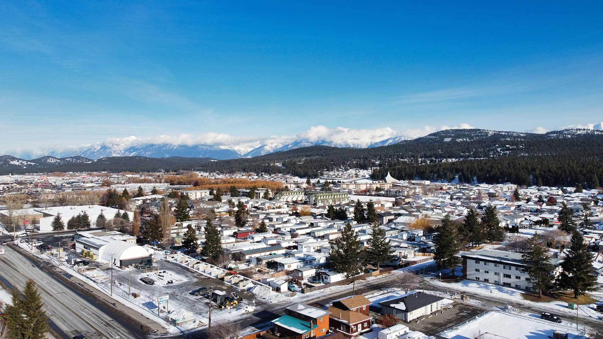 2025 N 10th St, Cranbrook, BC for sale Primary Photo- Image 1 of 9