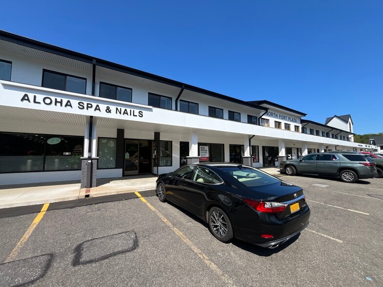 1019 Fort Salonga, Northport, NY for lease - Building Photo - Image 3 of 7