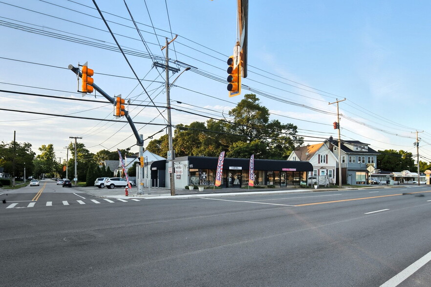 1175 Post Rd, Warwick, RI for sale - Building Photo - Image 1 of 11