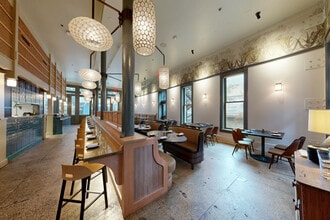 135 E Commerce St, San Antonio, TX à vendre Photo intérieure- Image 1 de 14