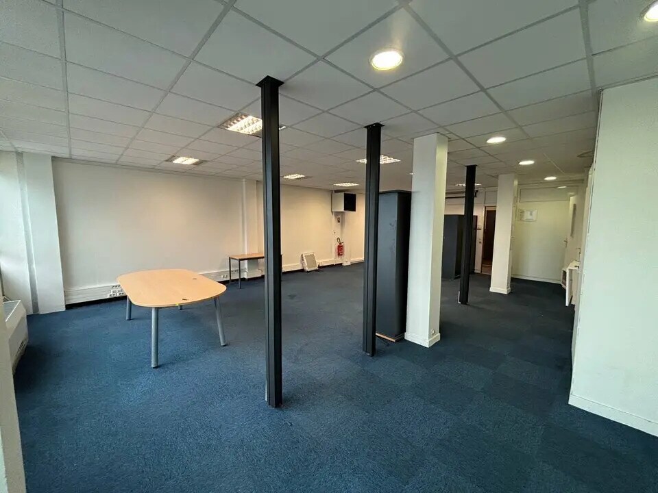 Office in Montpellier for lease Interior Photo- Image 1 of 7