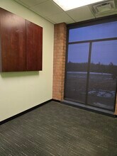 10 Strecker Rd, Ellisville, MO for lease Interior Photo- Image 2 of 4