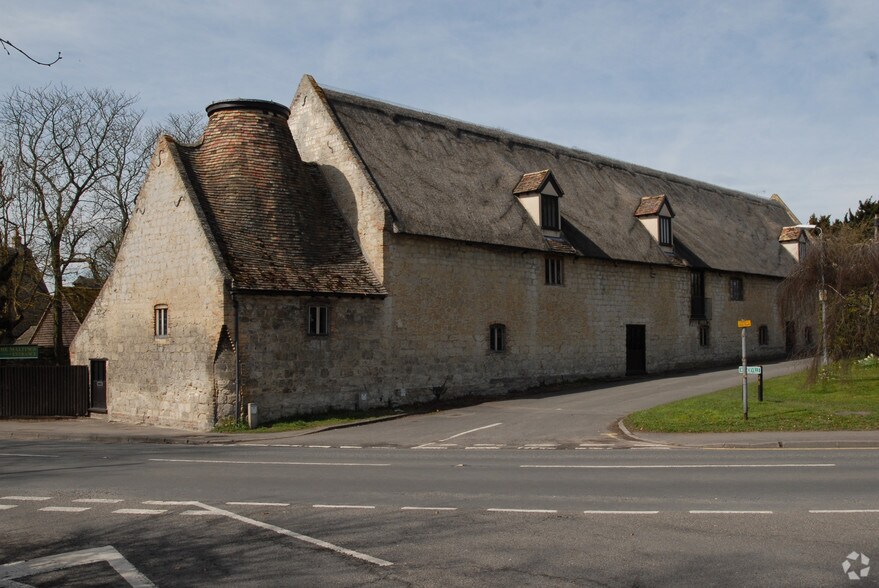 High St, Burwell à louer - Photo du bâtiment - Image 2 de 6