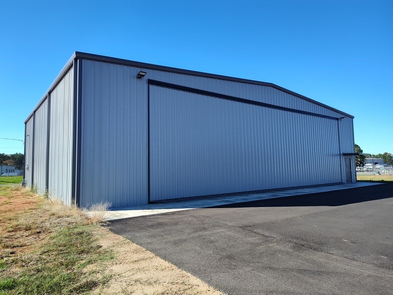165 Perimeter Road Rd, Longview, TX for sale - Building Photo - Image 1 of 21