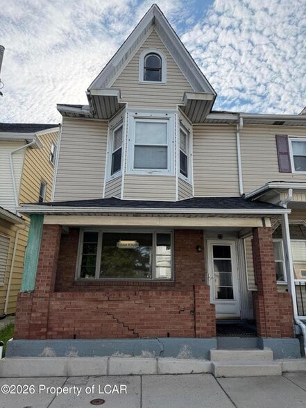 71 N Kennedy St, Mcadoo, PA à vendre - Photo du bâtiment - Image 1 de 18