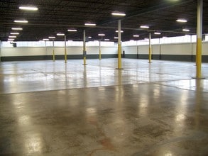 482 Barell Ave, Carlstadt, NJ à louer Photo intérieure- Image 2 de 2