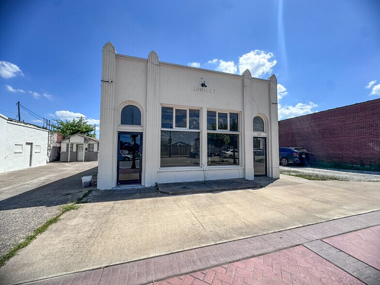 413 E Emma Ave, Springdale, AR for lease - Building Photo - Image 2 of 10