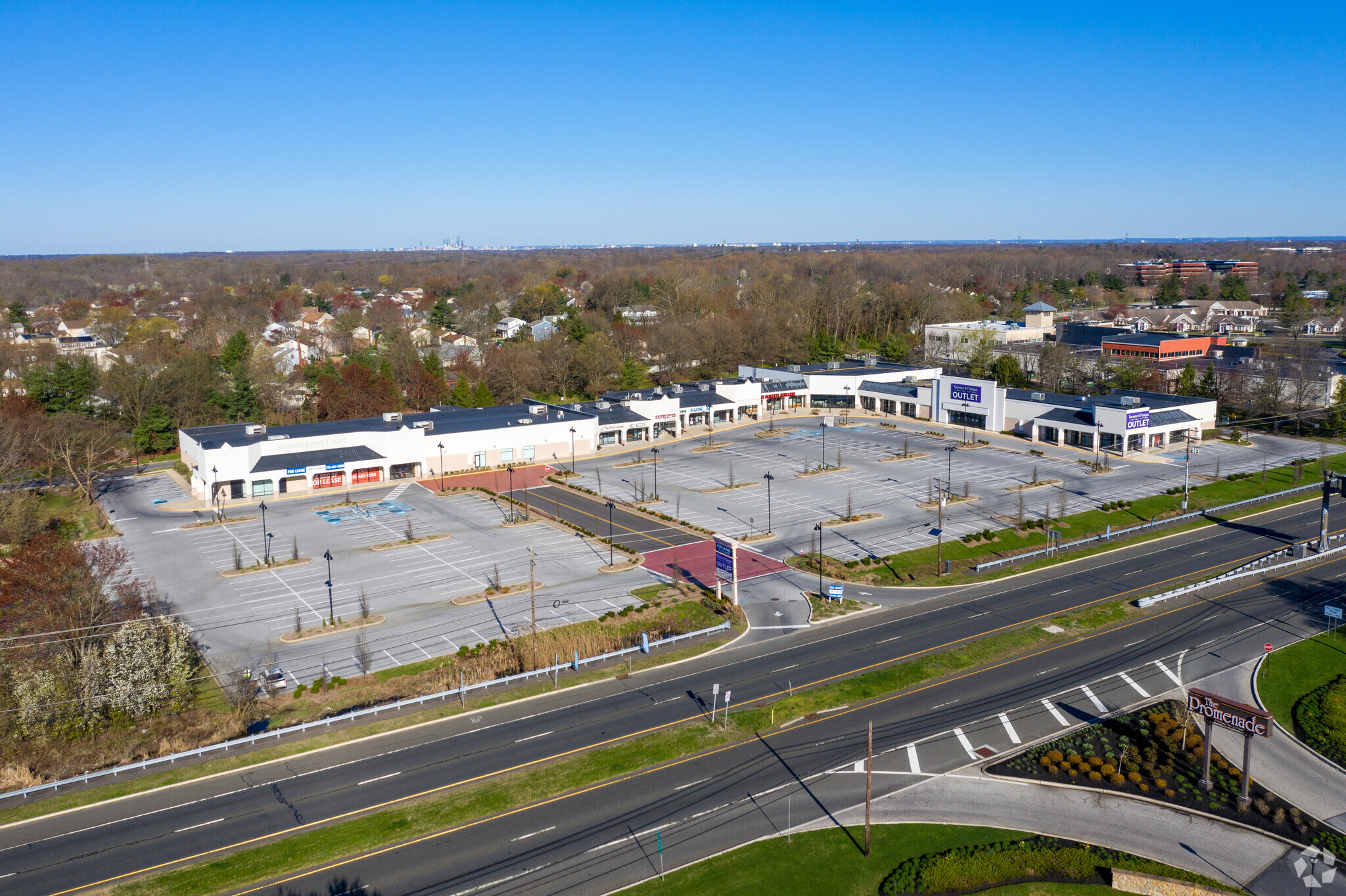 515 Route 73 S, Marlton, NJ à louer Photo principale- Image 1 de 17