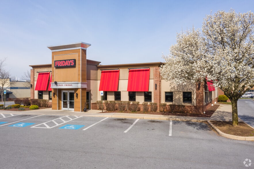 17840 Garland Groh Blvd, Hagerstown, MD for lease - Building Photo - Image 2 of 4