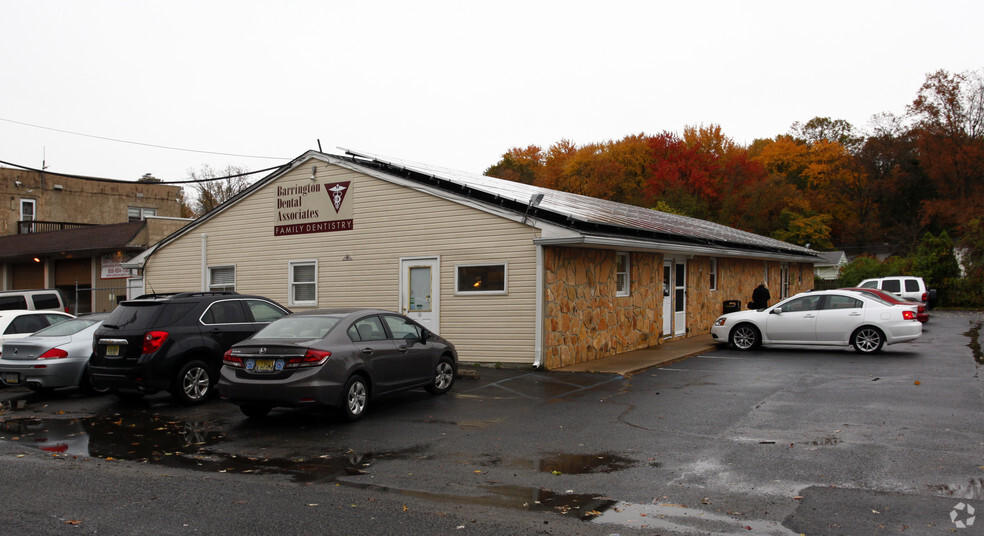 110 Trenton Ave, Barrington, NJ for lease - Building Photo - Image 1 of 5