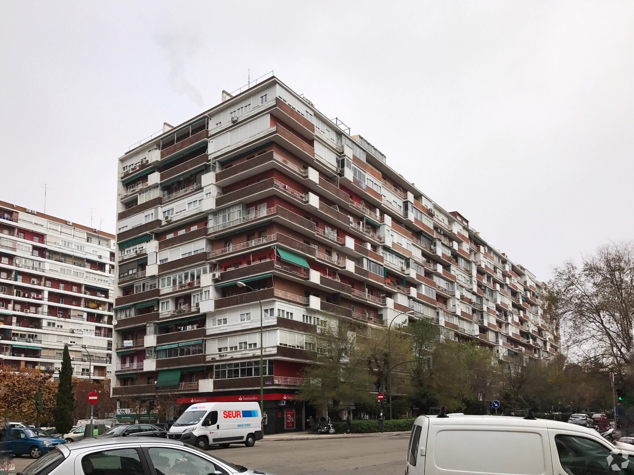 Avenida de Donostiarra, 17, Madrid, Madrid for sale Primary Photo- Image 1 of 1