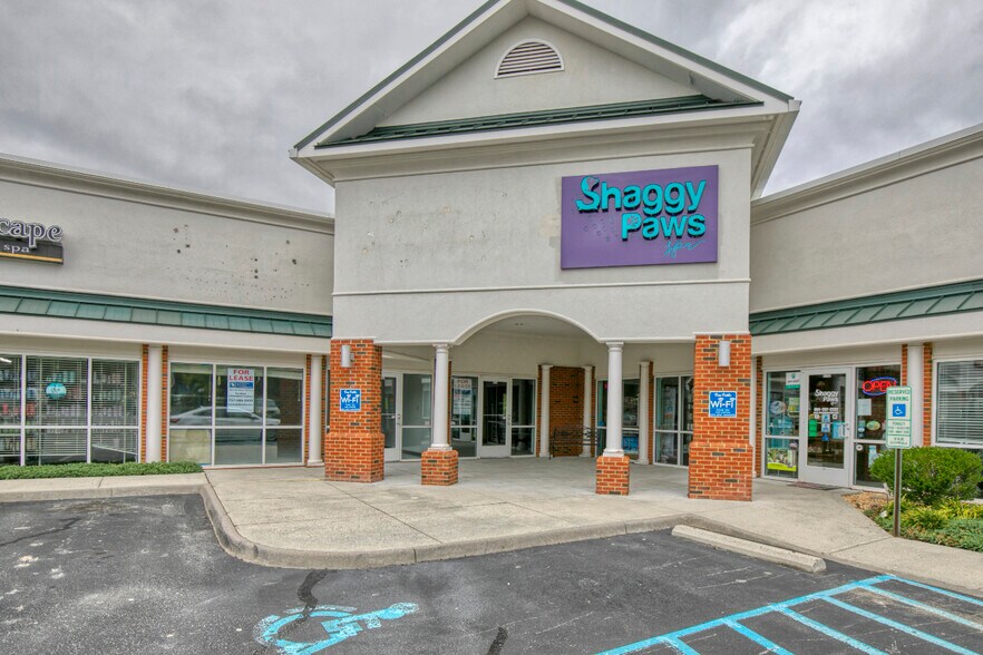 6215 Chesapeake Cir, Providence Forge, VA à louer - Photo du bâtiment - Image 2 de 2