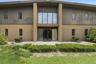 Plus de détails pour 846 Broncos Hwy, Mapleville, RI - Bureau à louer