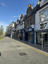 27 Chertsey Rd, Woking à louer Photo du bâtiment- Image 2 de 2