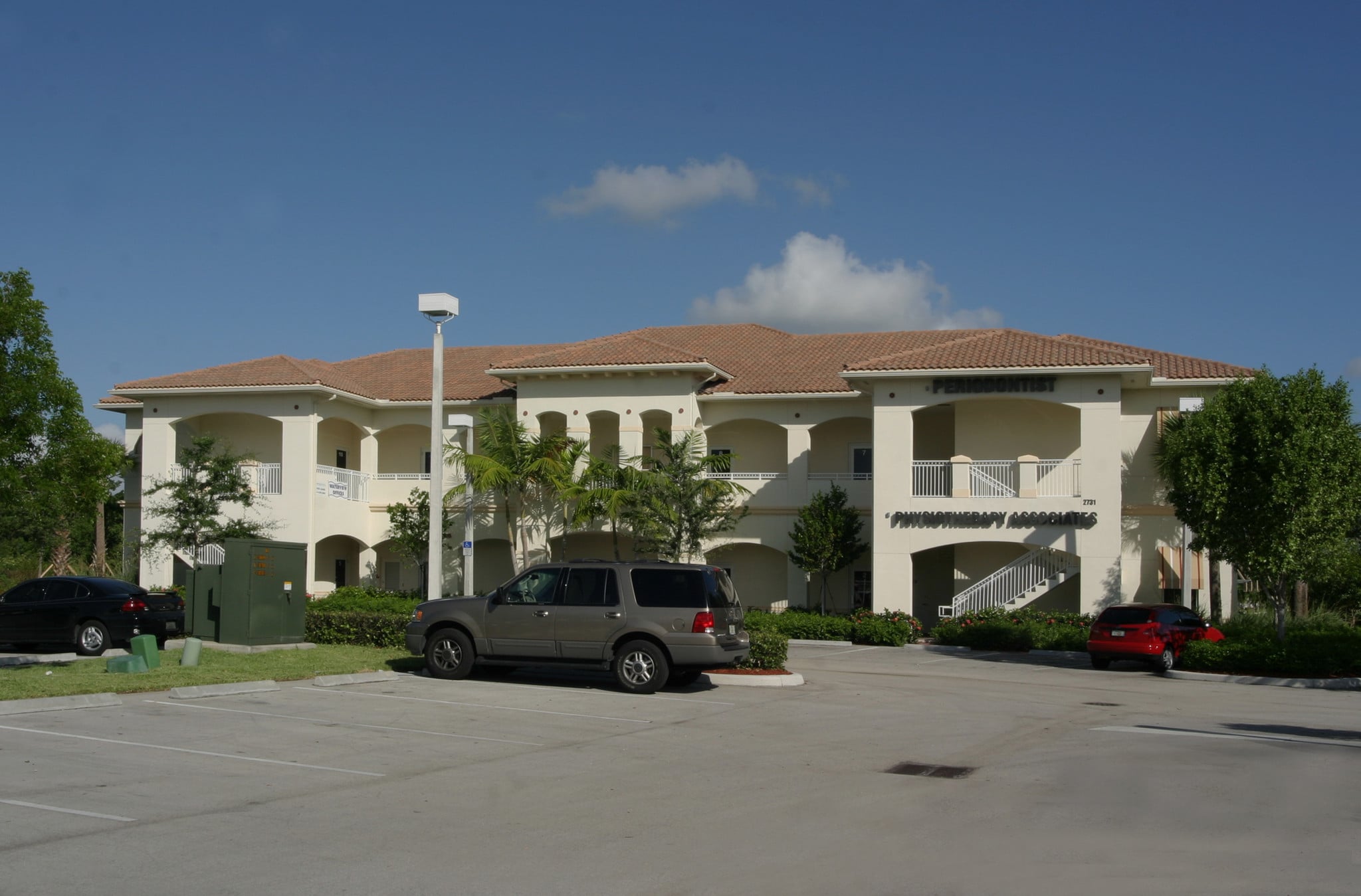 2731 Executive Park Dr, Weston, FL for lease Primary Photo- Image 1 of 14