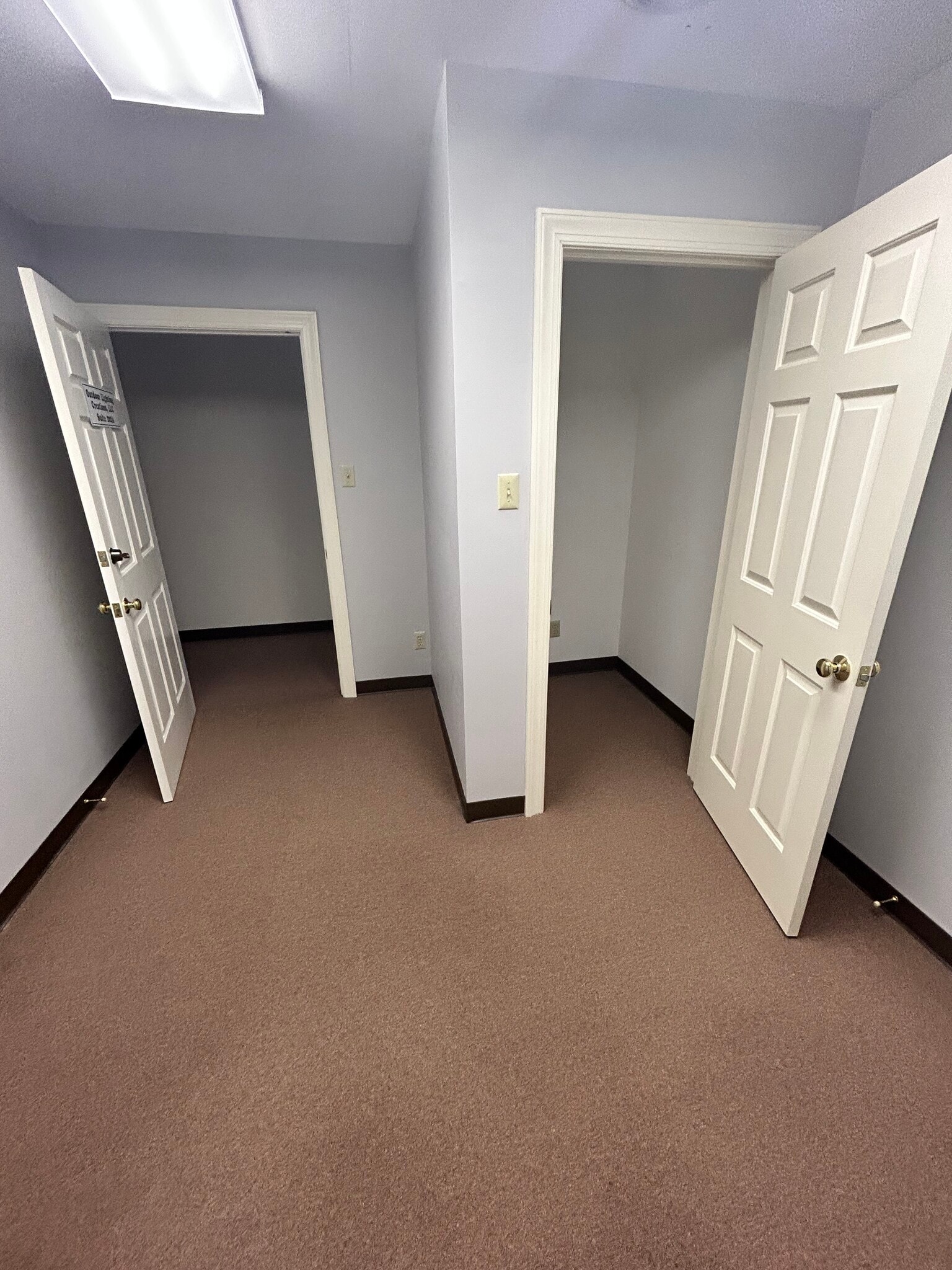 13700-13702 Village Mill Dr, Midlothian, VA for lease Interior Photo- Image 1 of 3