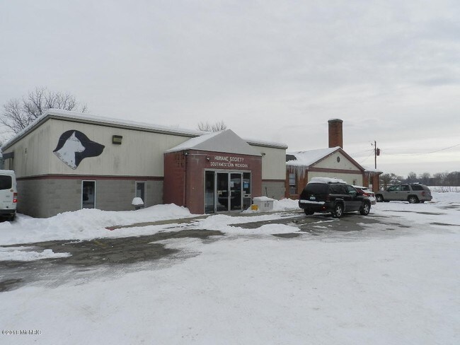 More details for 641 S Crystal Ave, Benton Harbor, MI - Specialty for Sale
