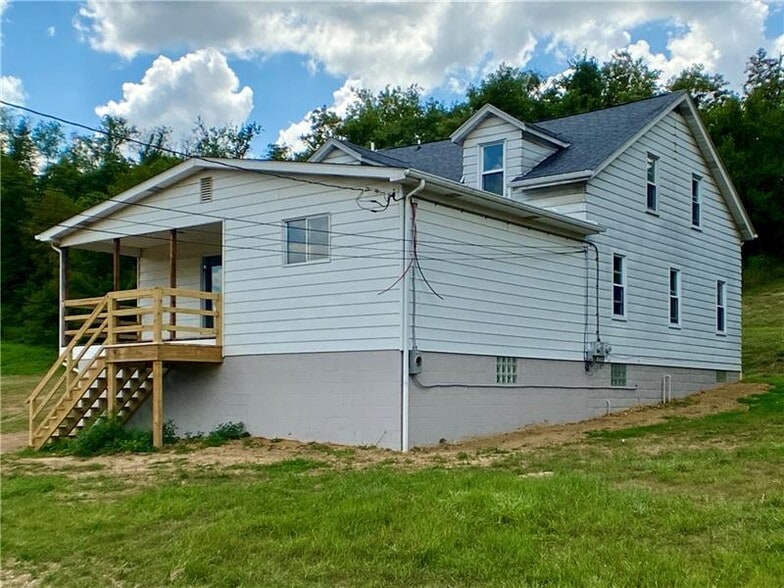 287 Muse Bishop Rd, Canonsburg, PA for sale - Building Photo - Image 2 of 13