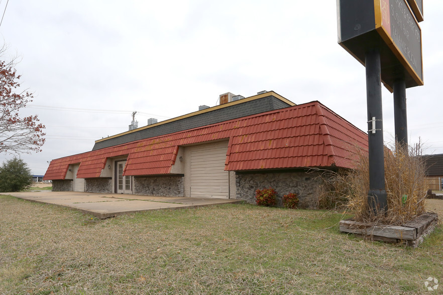 2021 N Boomer Rd, Stillwater, OK à vendre - Photo principale - Image 1 de 1