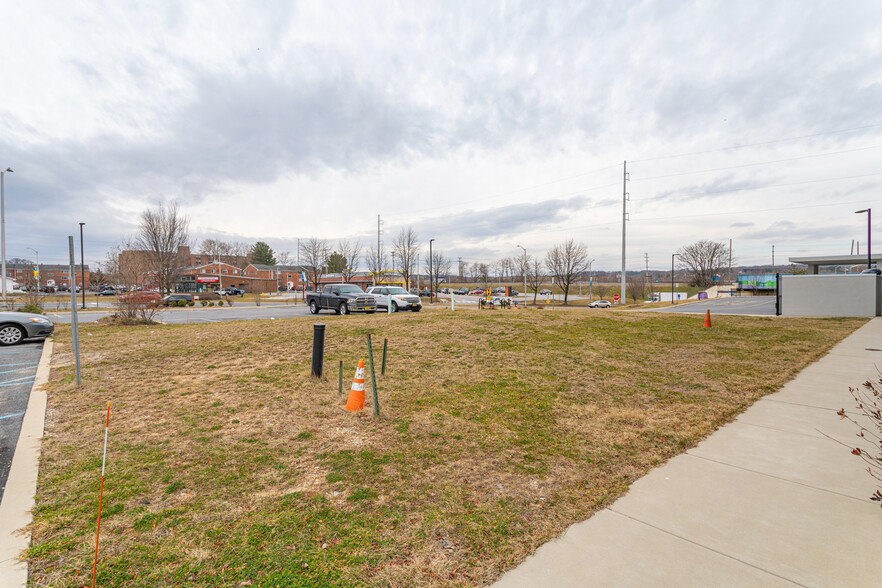 400 Ogletown Rd, Newark, DE for lease - Construction Photo - Image 2 of 6