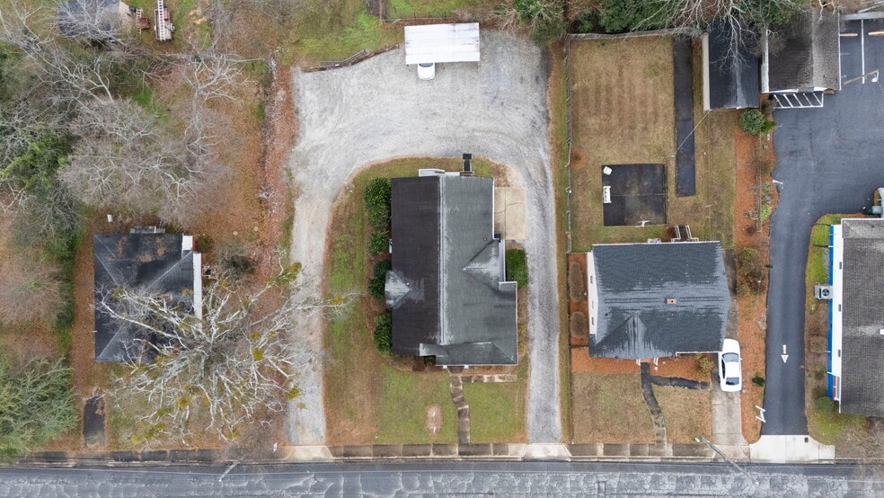 106 Memorial Dr, Greer, SC for sale - Building Photo - Image 3 of 12