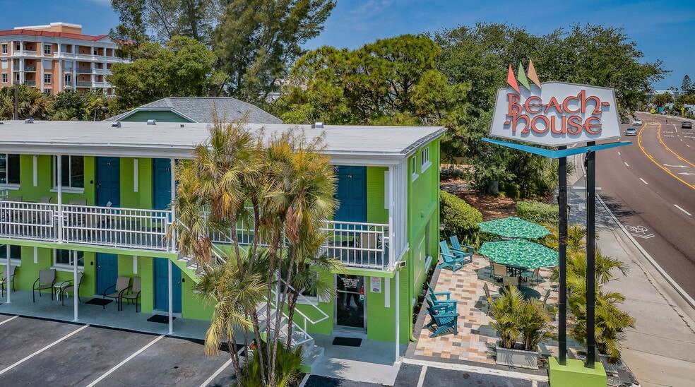 12100 Gulf Blvd, Treasure Island, FL for sale - Building Photo - Image 2 of 121