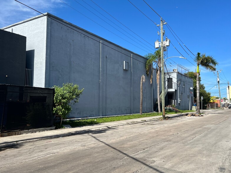 1501 NW 23rd St, Miami, FL for lease - Building Photo - Image 3 of 8