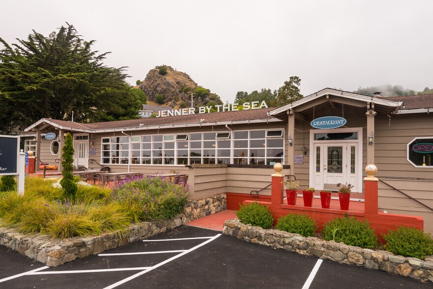 10400 Highway 1, Jenner, CA à vendre - Photo du bâtiment - Image 3 de 32