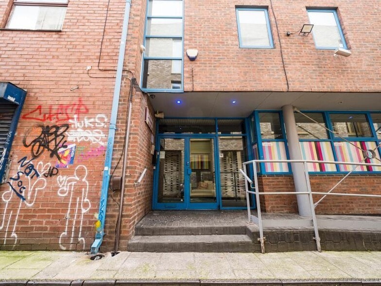 10 Bradley St, Manchester à louer - Photo du bâtiment - Image 3 de 7