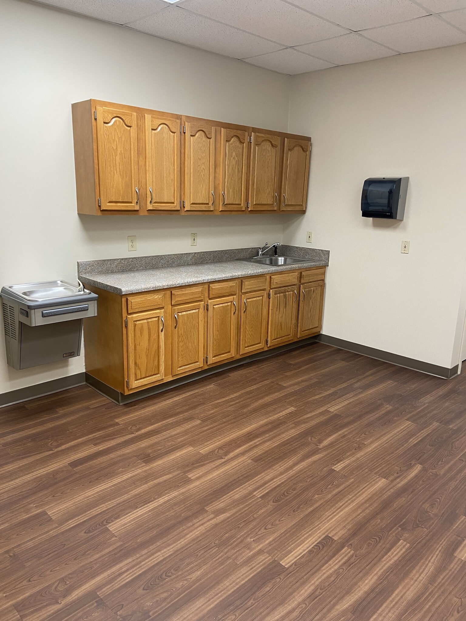 151 Jetplex Blvd, Huntsville, AL à louer Photo du bâtiment- Image 1 de 9