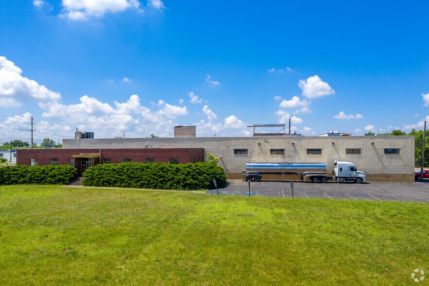 1615 Suckle Hwy, Pennsauken, NJ à louer - Photo du bâtiment - Image 2 de 7