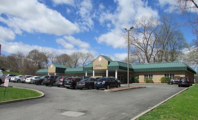Plus de détails pour 31 Cerone Plz, Newburgh, NY - Soins de santé à vendre