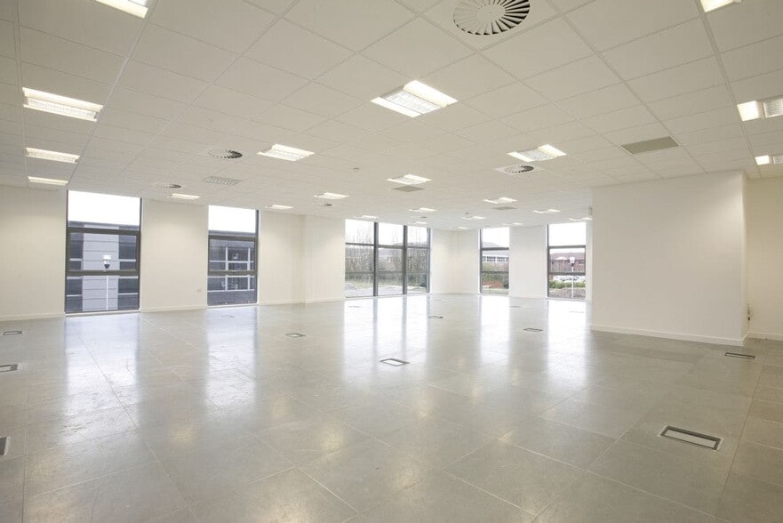 Cranmore Dr, Solihull for sale - Building Photo - Image 2 of 3