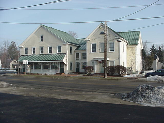 101 S Main St, Poland, OH à louer - Photo du bâtiment - Image 1 de 2