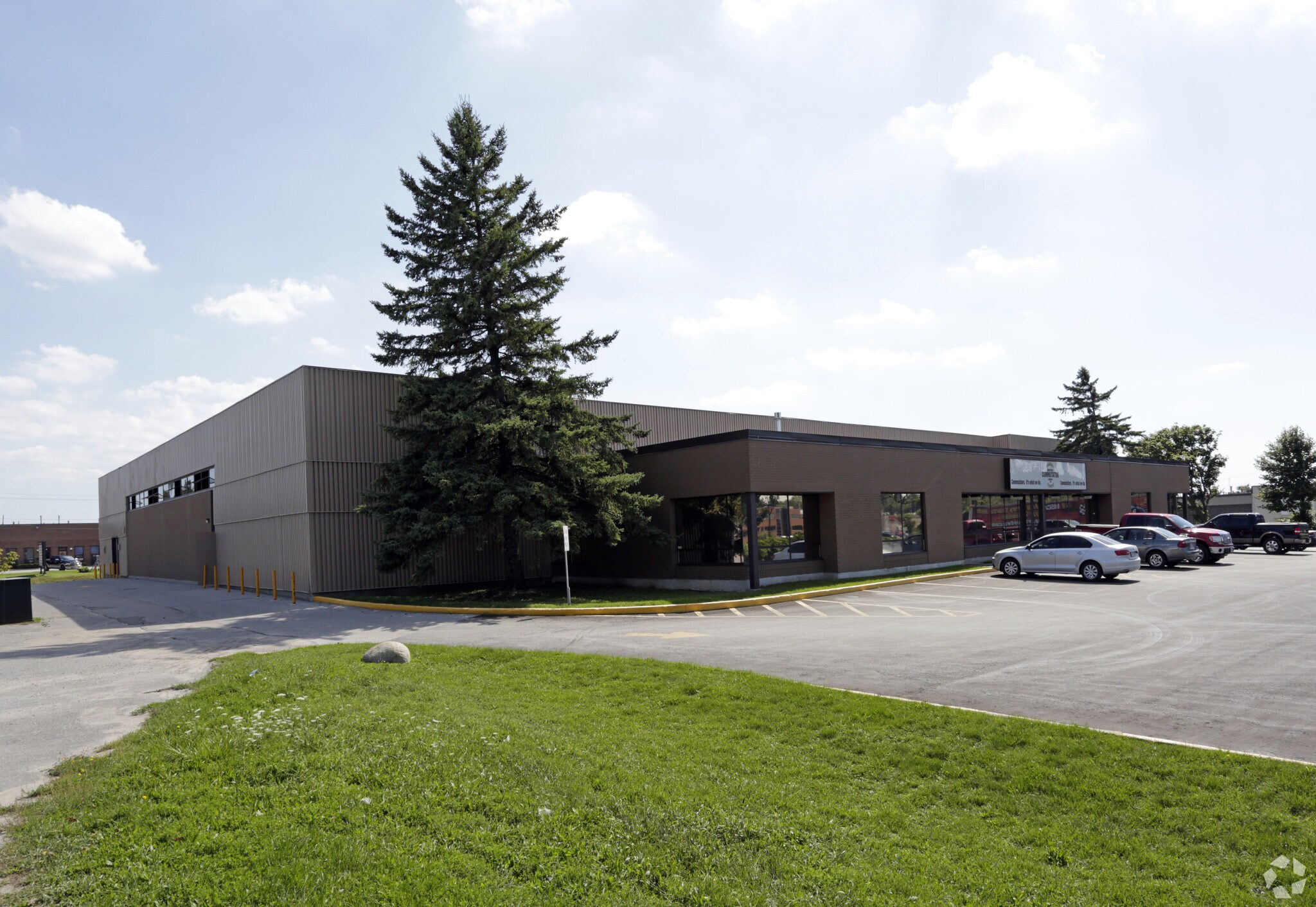 30 Alliance Blvd, Barrie, ON à vendre Photo principale- Image 1 de 1