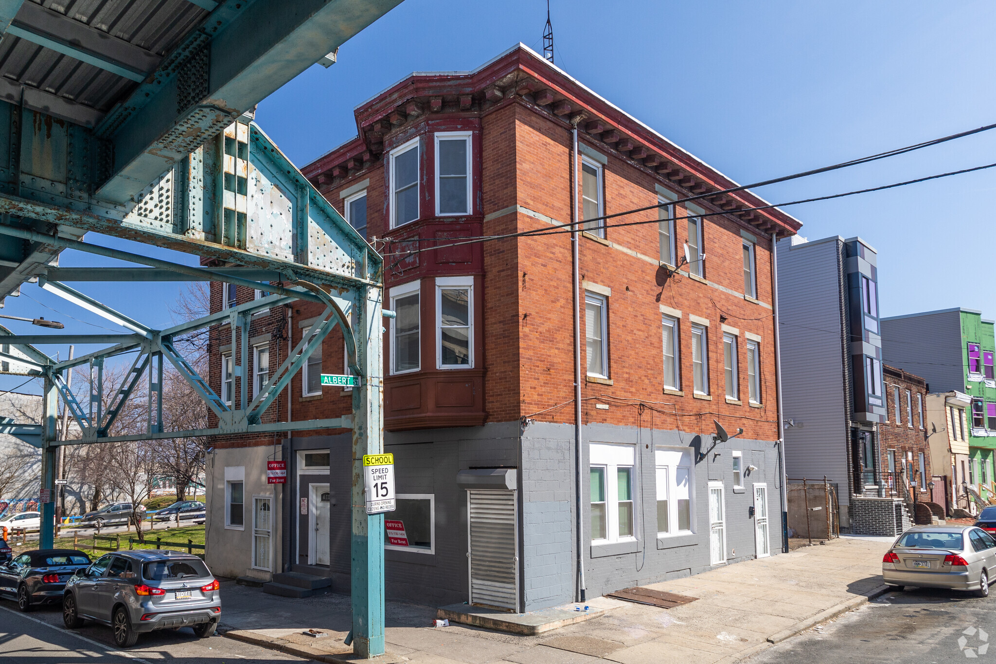 2633 Kensington Ave, Philadelphia, PA à vendre Photo du bâtiment- Image 1 de 1