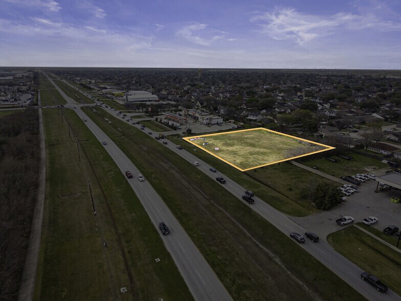 W Fairmont, La Porte, TX à vendre - Photo du bâtiment - Image 2 de 17