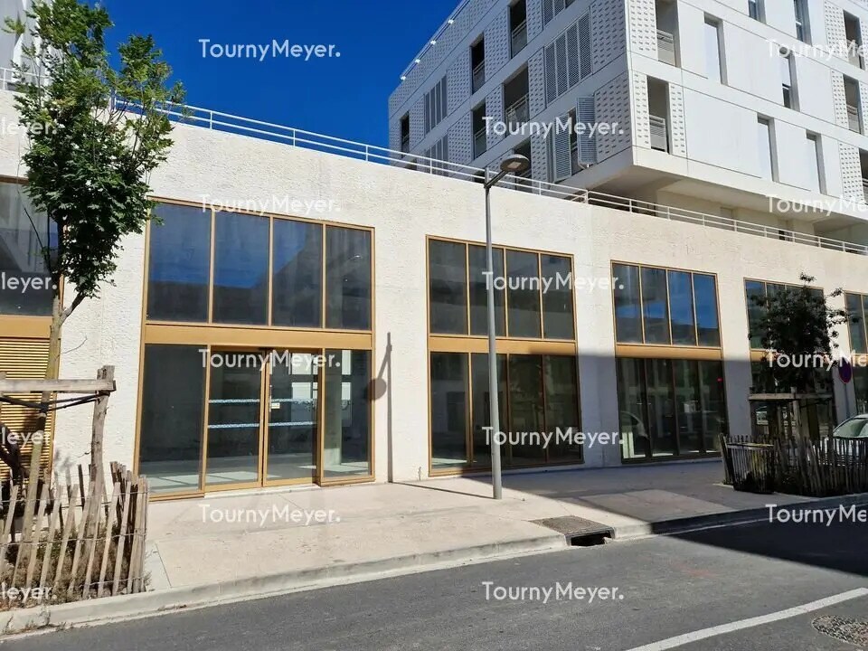 Retail in Montpellier for sale Building Photo- Image 1 of 5
